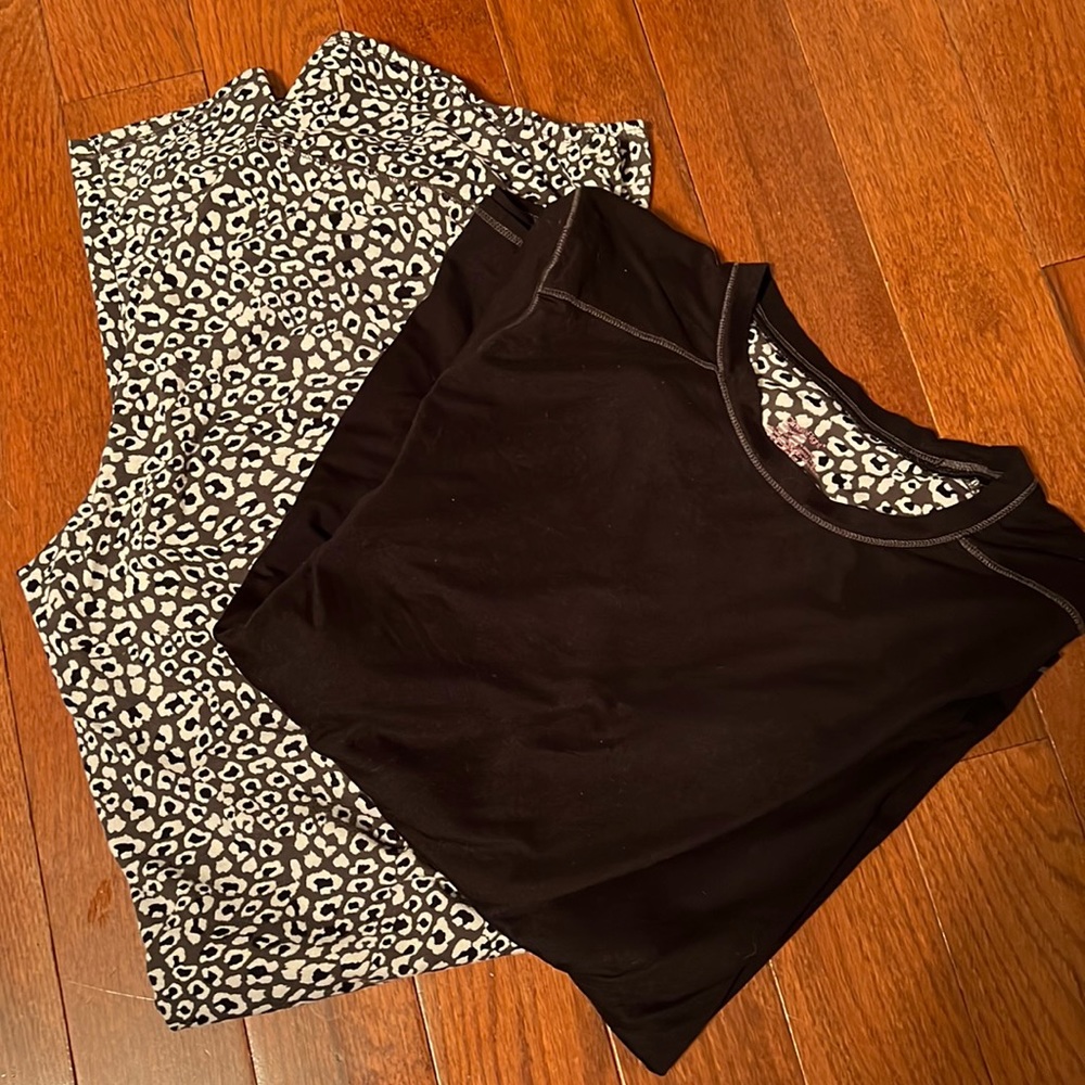 Womens pajama set size Large